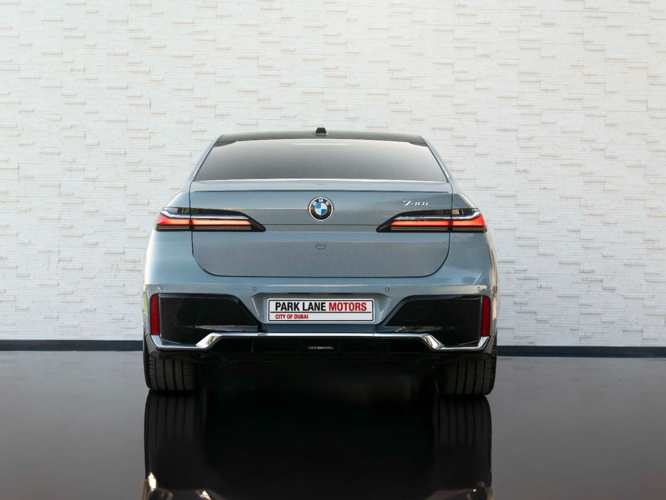 بي أم دبليو 740i 740i ///M PACK