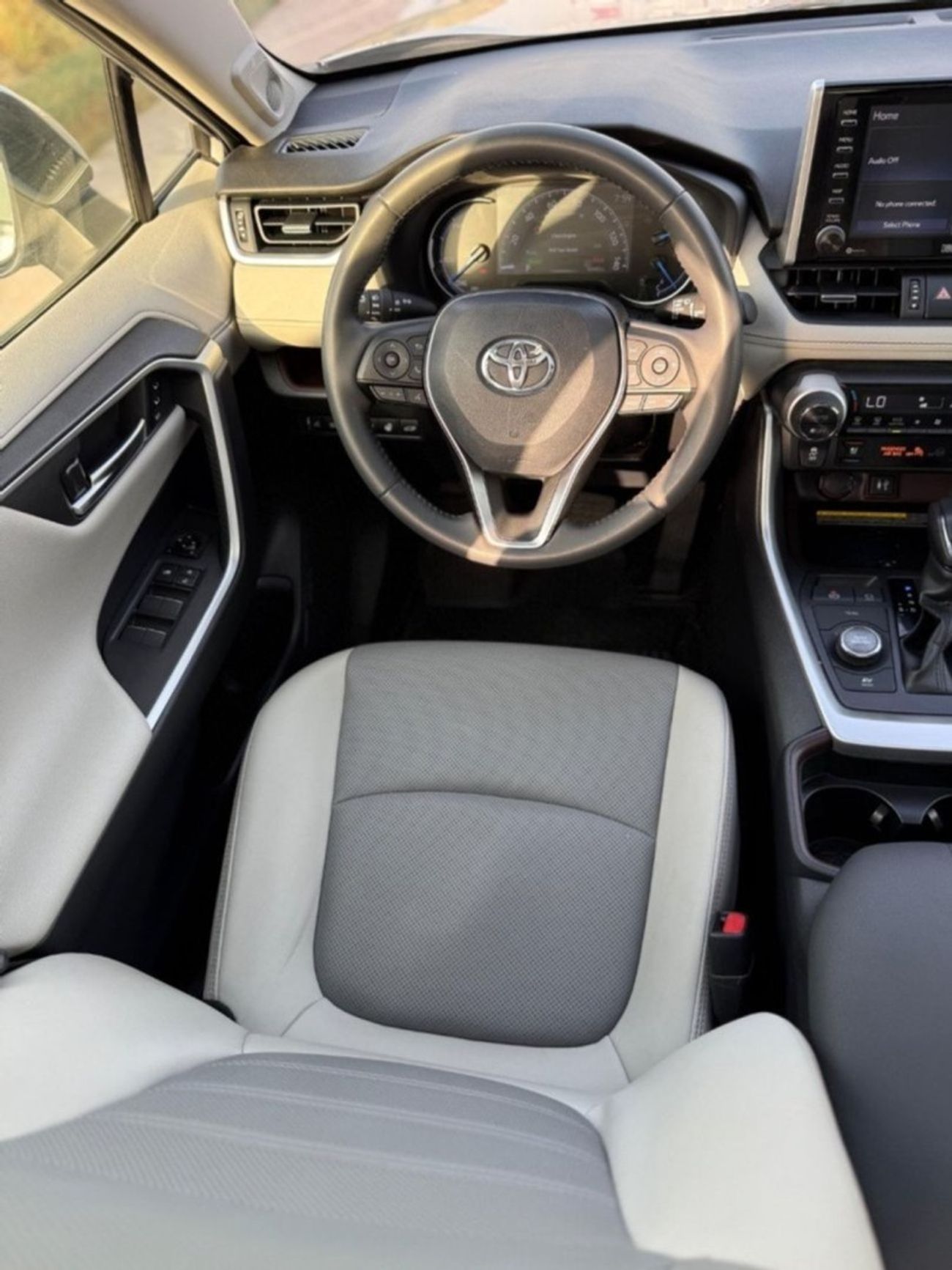 Toyota RAV4 Hybrid Limited panoramic, 360 camera Full Option