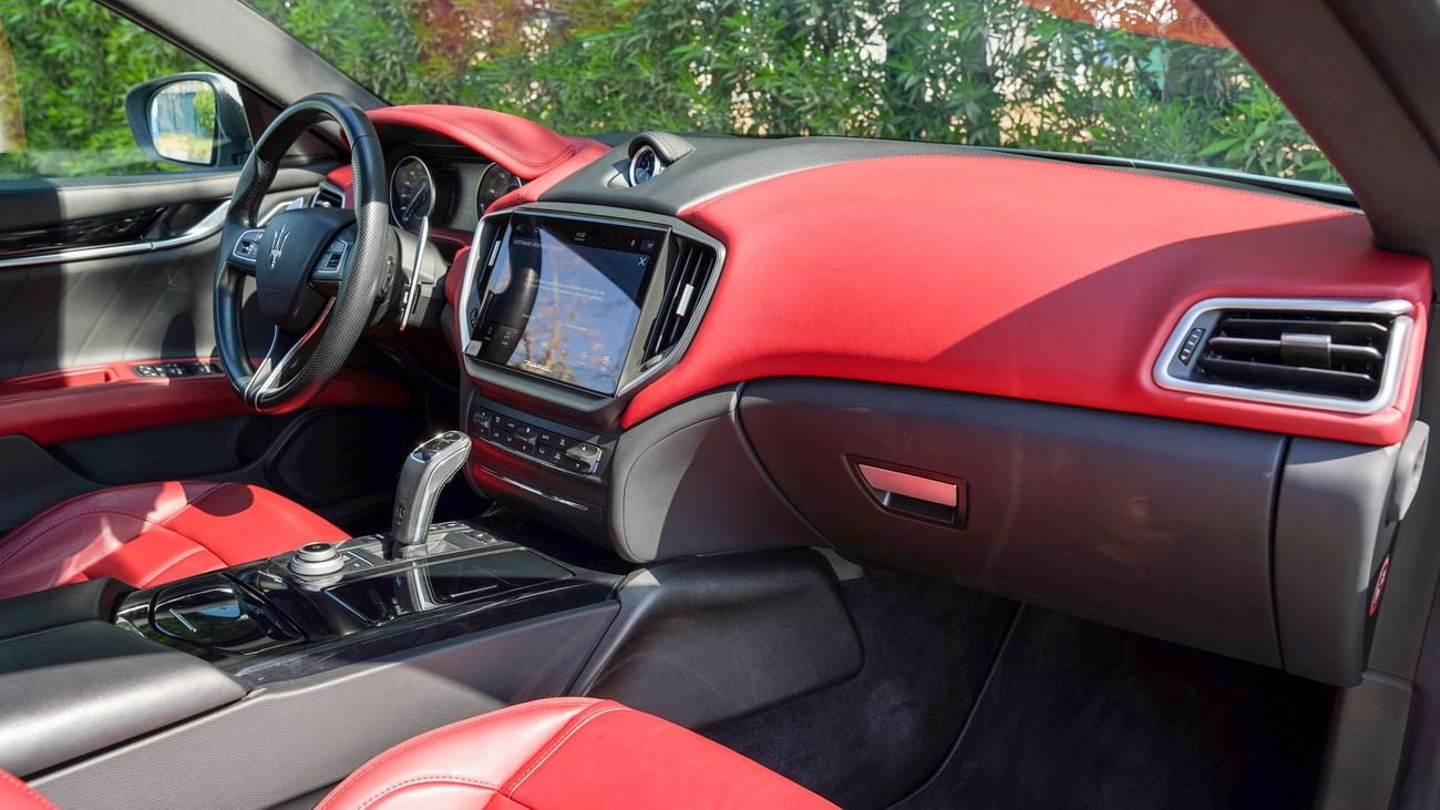 Maserati Ghibli Modena  3.0L