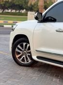 Toyota Land Cruiser VXR 5.7