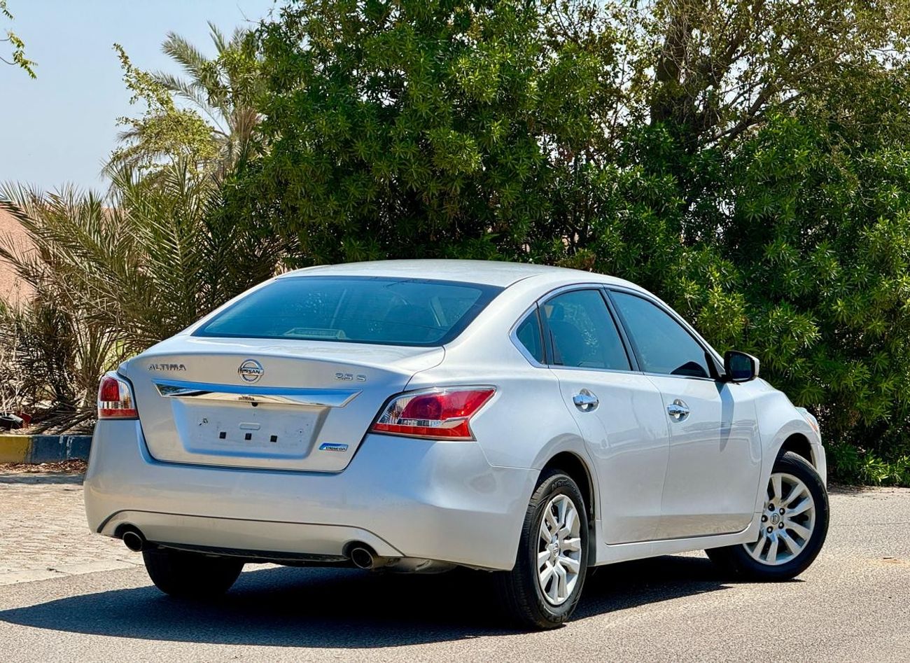 نيسان ألتيما S 2.5L 2015 2.5L GCC (770x24/-MONTHLY)
