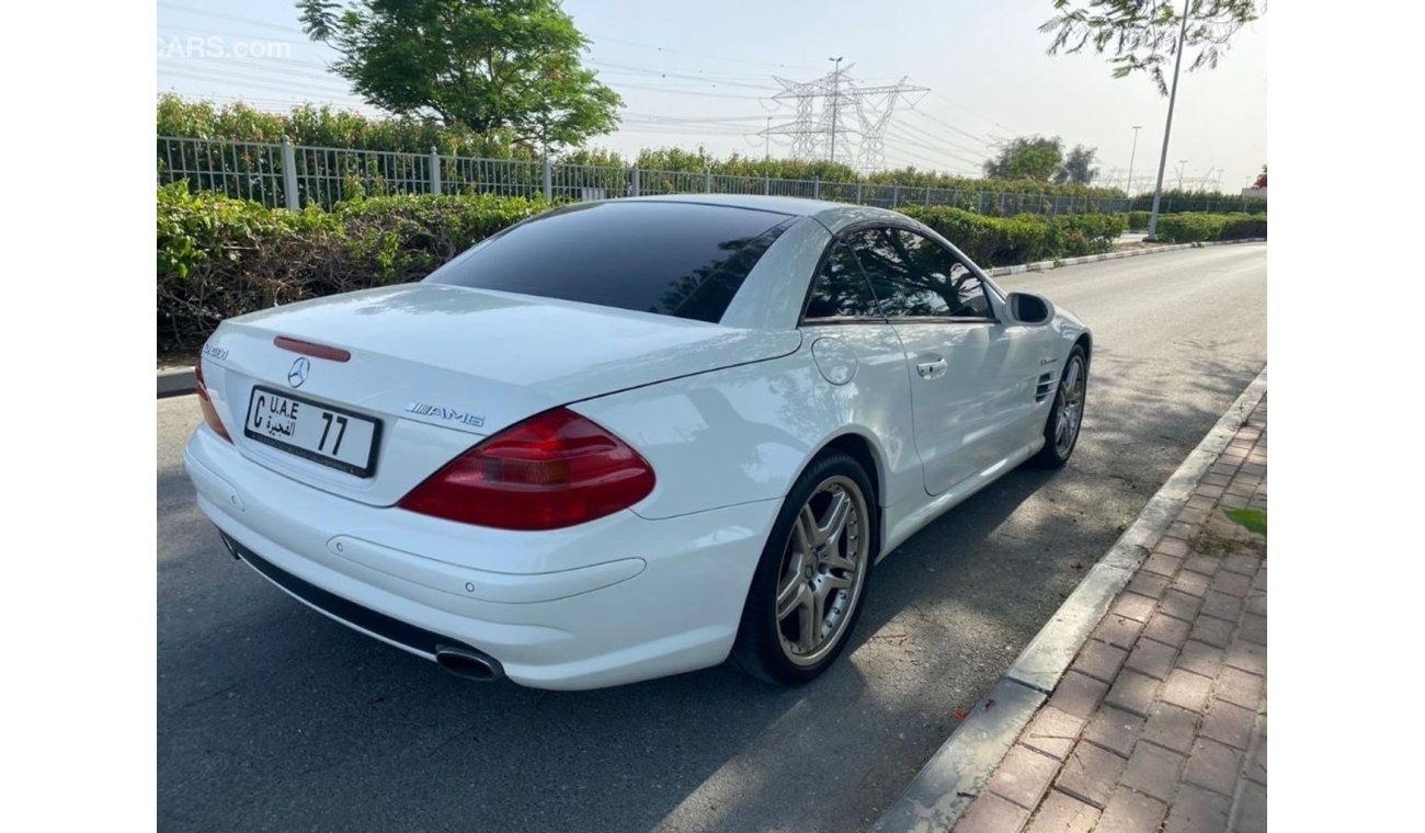 Mercedes-Benz SL 500 - GCC SPECS - SAME AS NEW - ORIGINAL PAINT - EXCELLENT CONDITION