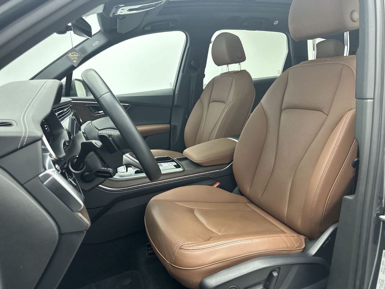 أودي Q7 SUV S line 55 TFSI quattro 340hp (Ref# 10460)
