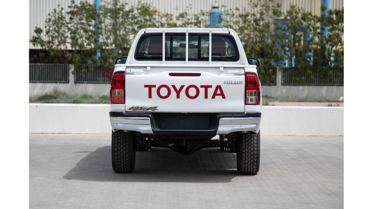 Toyota Hilux 2024 Toyota Hilux 2.4L DC WB 4X4 - Super White inside Red | Export Only