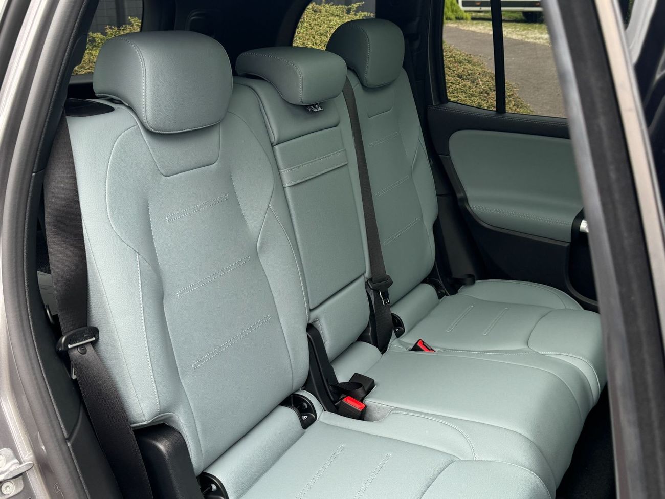 Mercedes-Benz EQB 260 EQB 250+ AMG LINE PREMIUM PLUS