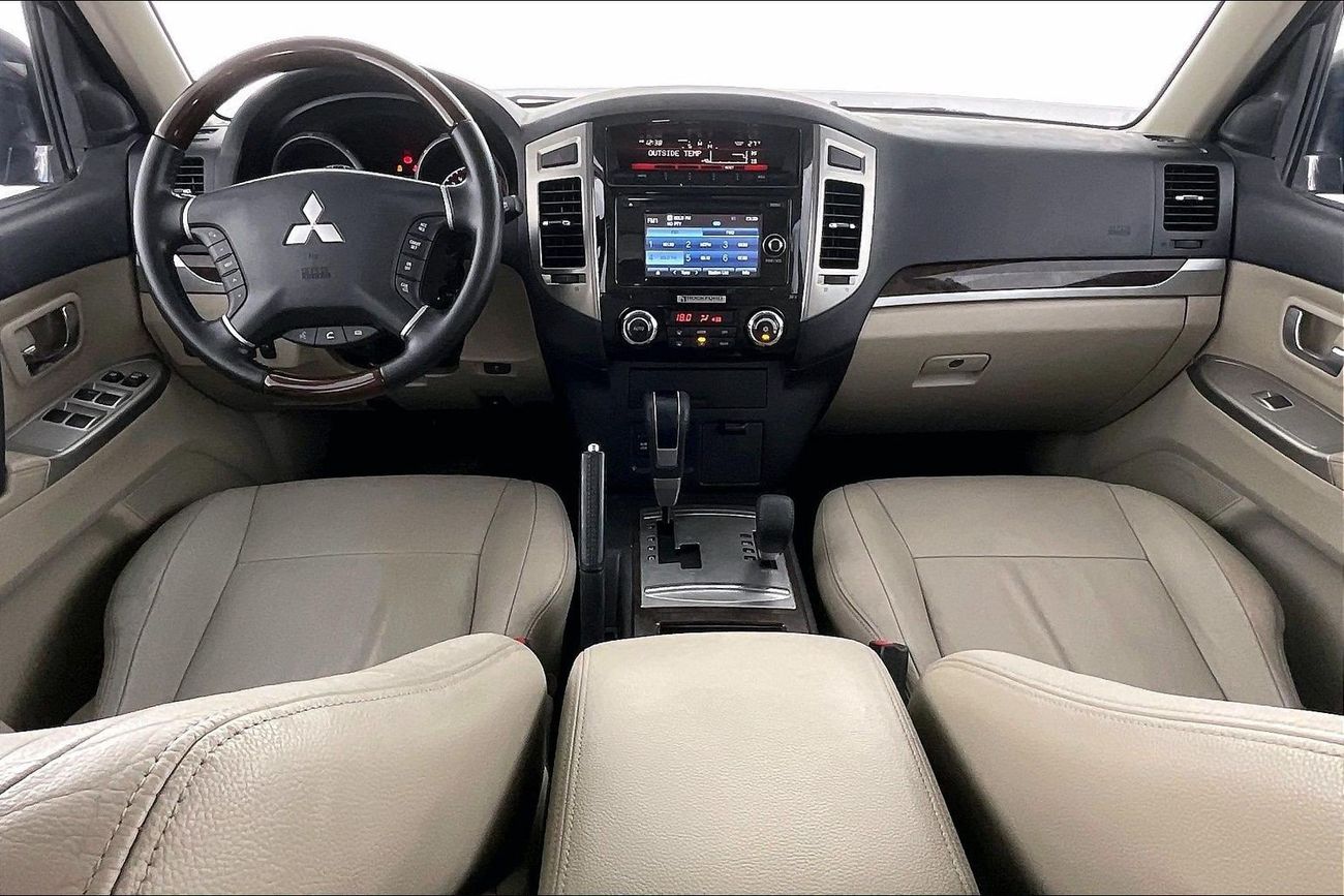 Mitsubishi Pajero GLS Highline | Carnival Sale • UP TO AED 20,000 OFF | Guaranteed Warranty | 0 Down Payment