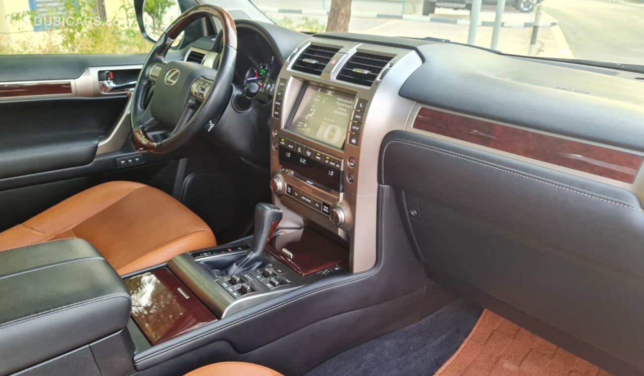 لكزس GX 460 Prestige 2017 GCC Perfect Condition