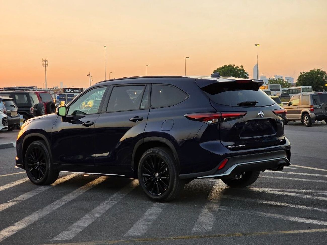 Toyota Highlander 2024 Model XSE Edition 2.4cc Sunroof and 7 seater