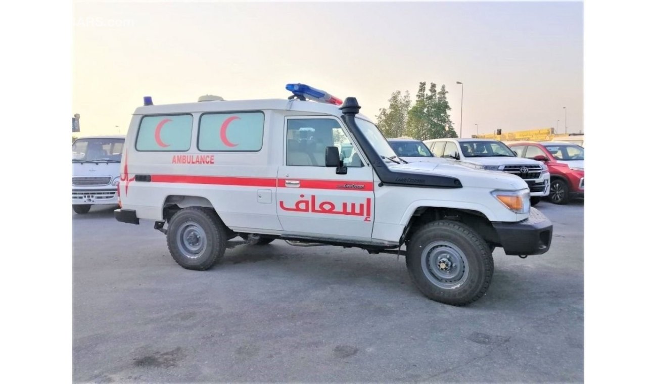 تويوتا لاند كروزر هارد توب ambulance