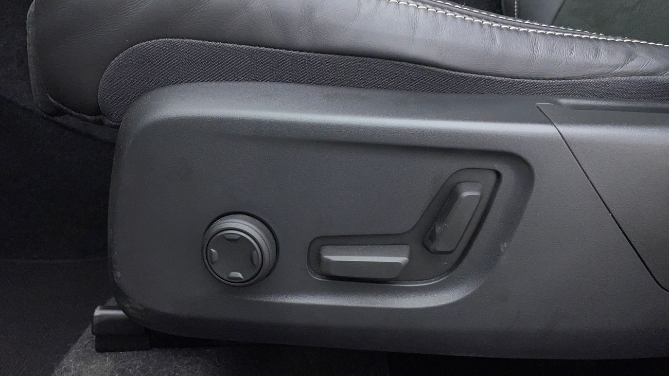 فولفو XC 40 T4 R DESIGN 2 | بدون دفعة مقدمة | اختبار قيادة مجاني للمنزل