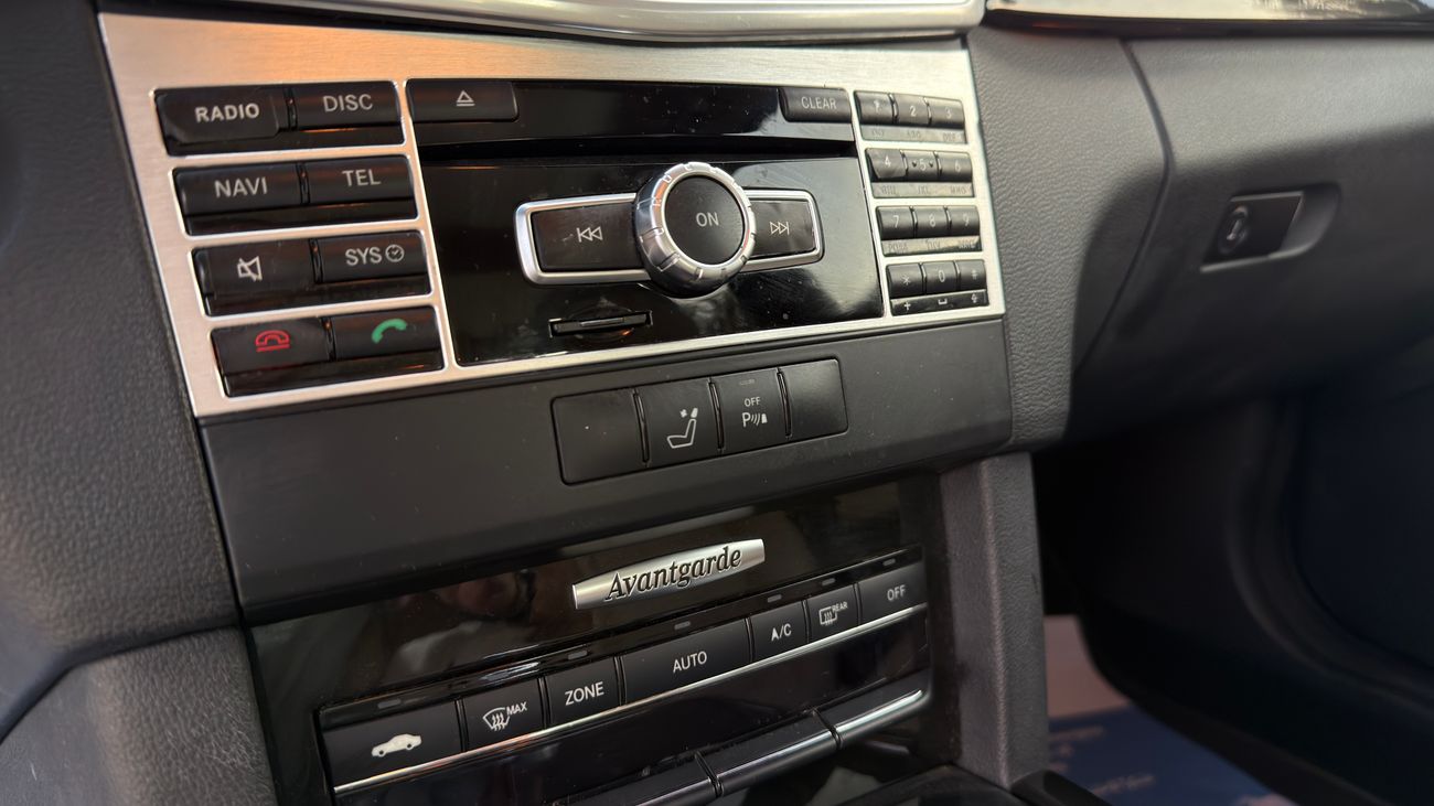 مرسيدس بنز E300