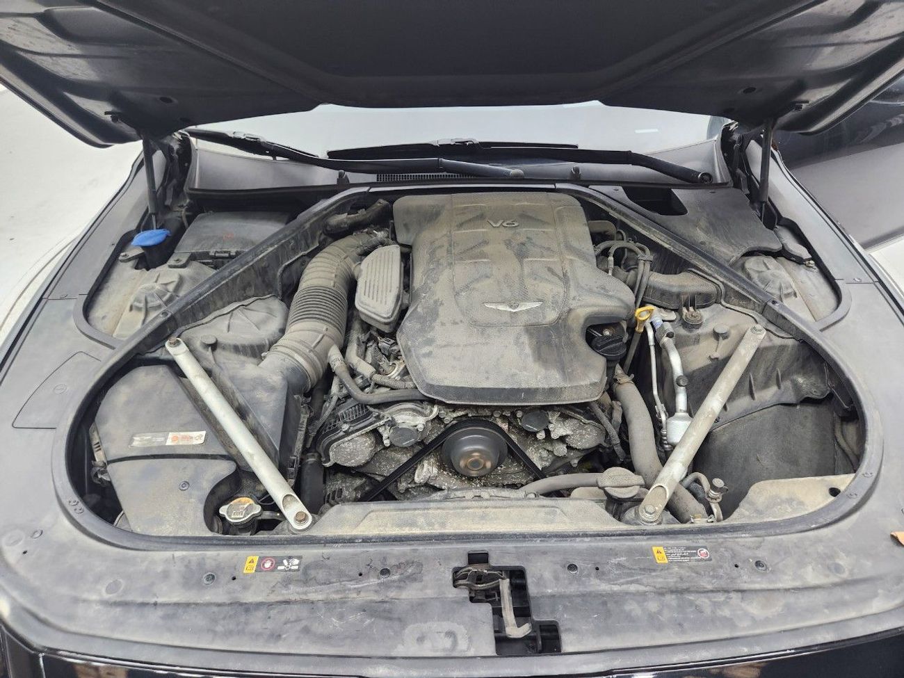 جينيسس G90 Platinum 3.8L RWD