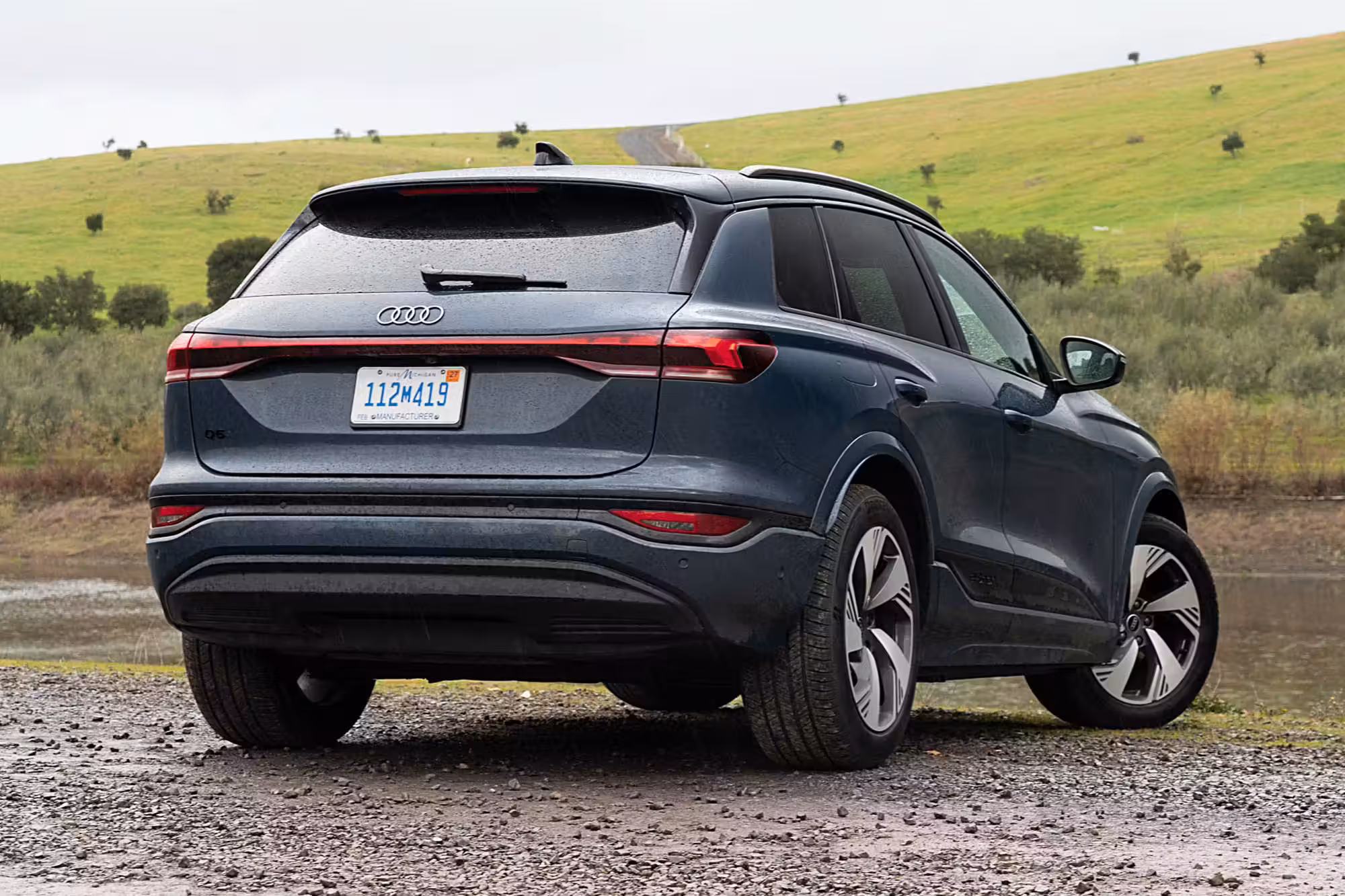 Audi Q6 exterior - Rear Profile