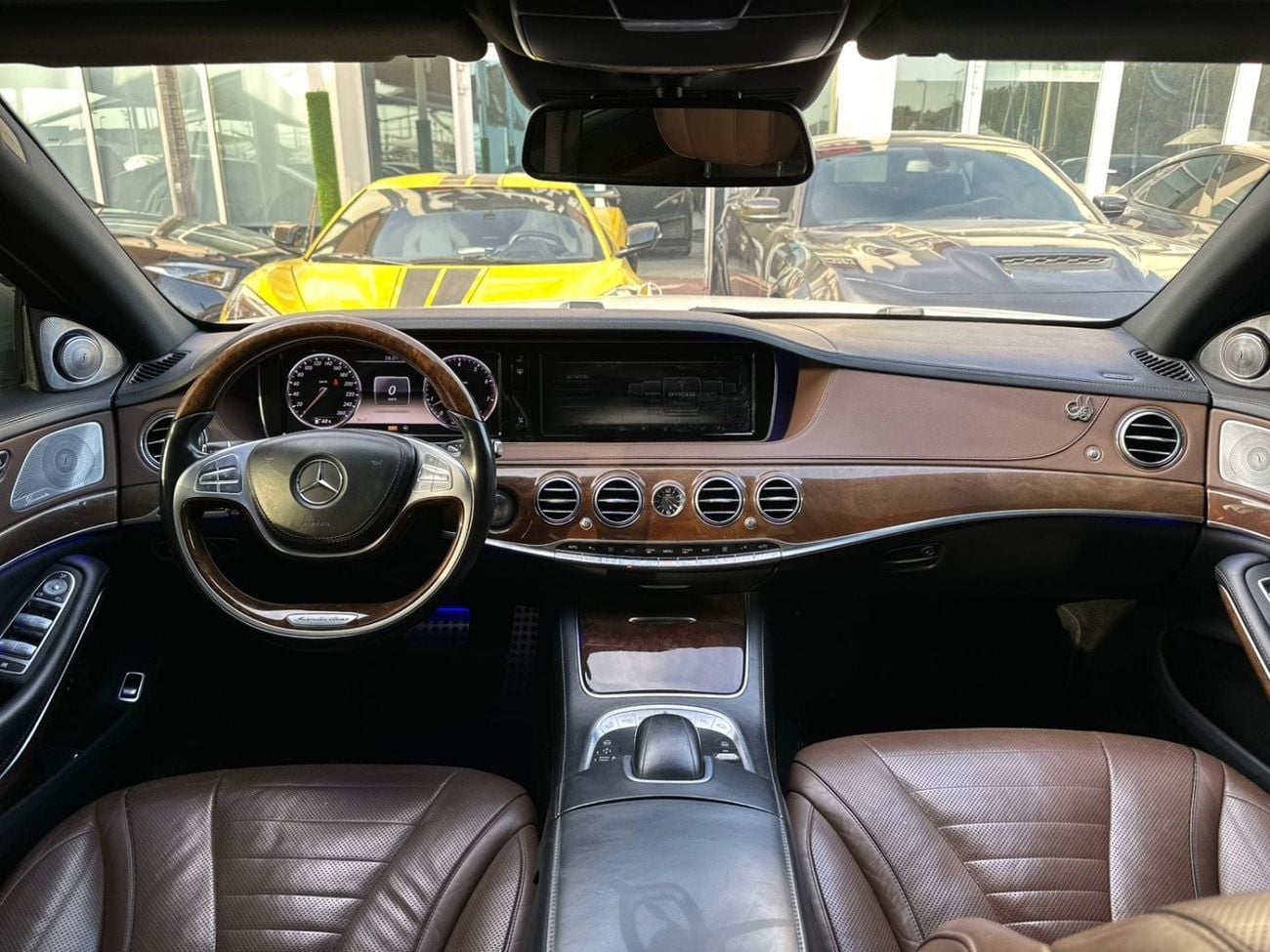 مرسيدس بنز S 500 Std 4.7L