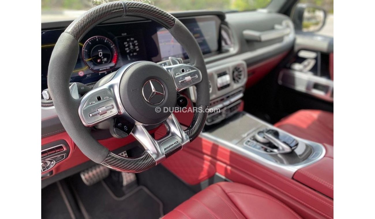 Mercedes-Benz G 63 AMG Premium + **2022**GCC SPEC UNDER WARRANTY AND SERVICE CONTRACT