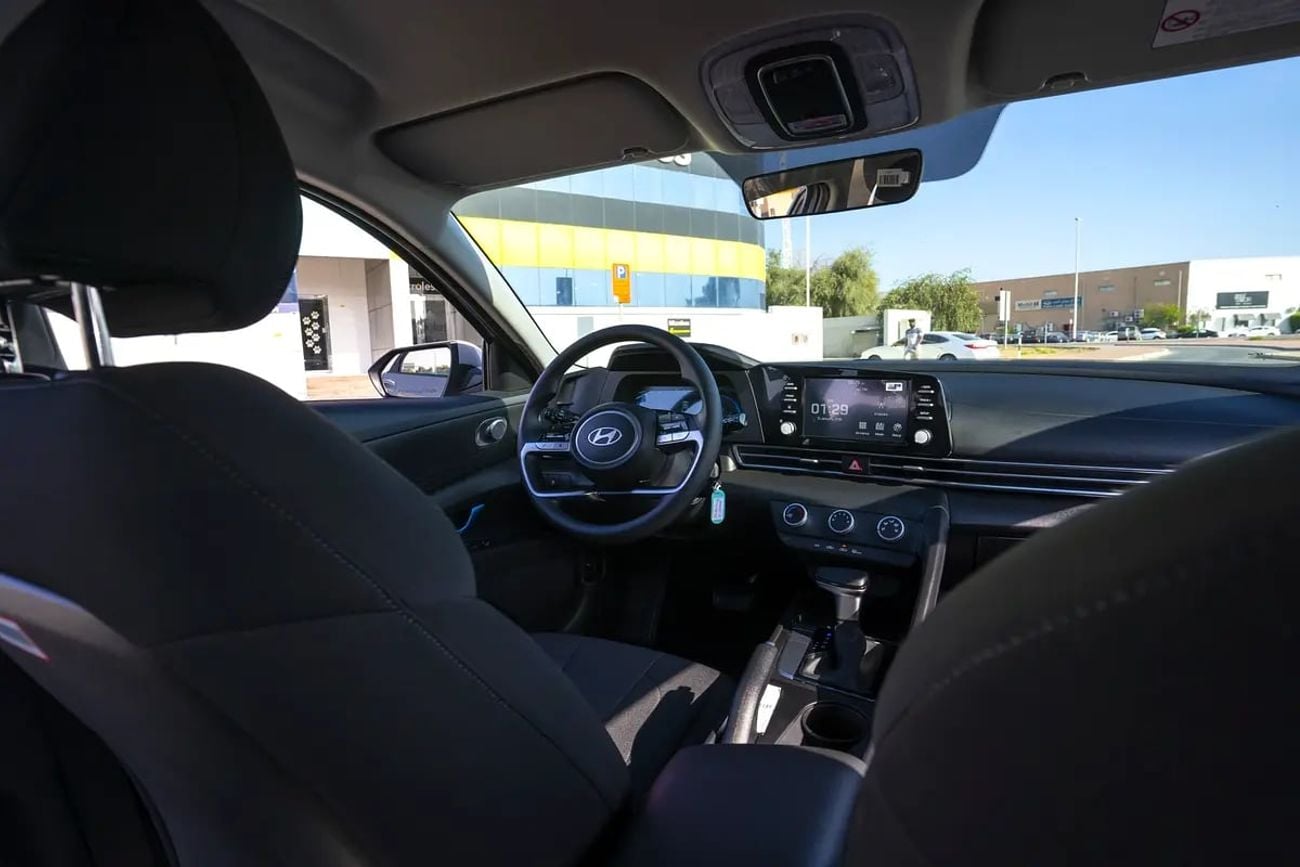 هيونداي افانتي Elantra /