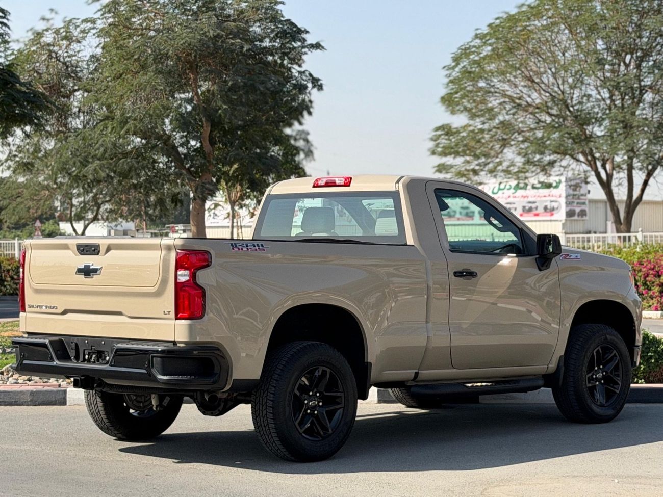 شيفروليه سيلفارادو 5.3 V8 Trail Boss