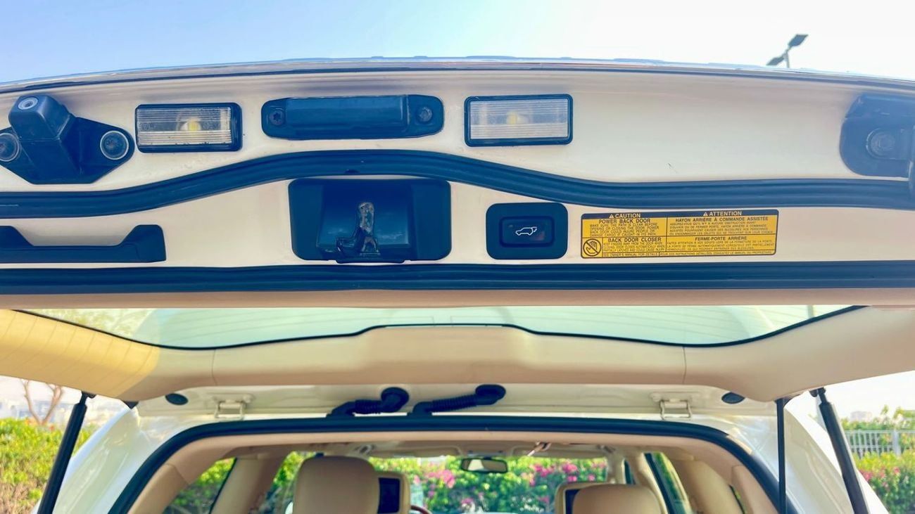 تويوتا لاند كروزر VXR 5.7L AWD