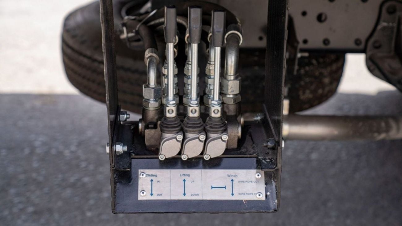 إيسوزو NPR 2025 ISUZU NPR 4 TONS DIESEL MANUAL ZERO KM