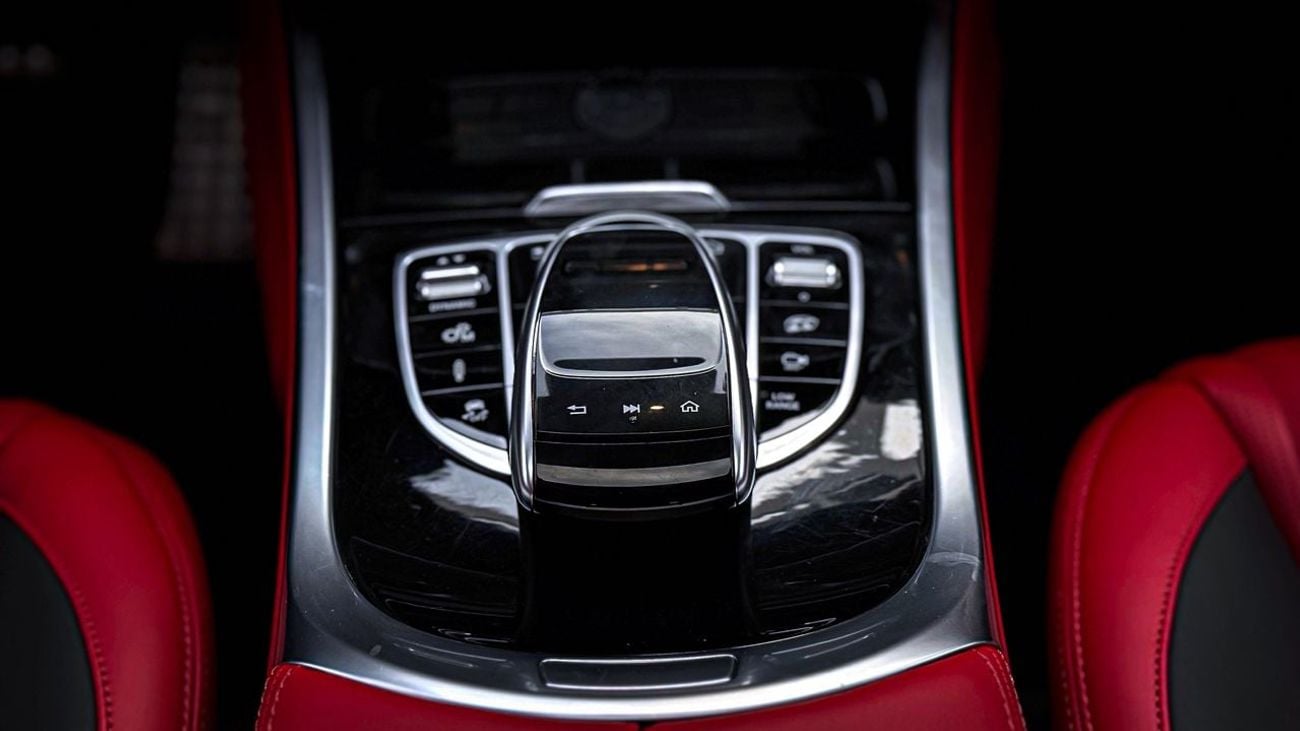 Mercedes-Benz G 63 AMG Std 4.0L