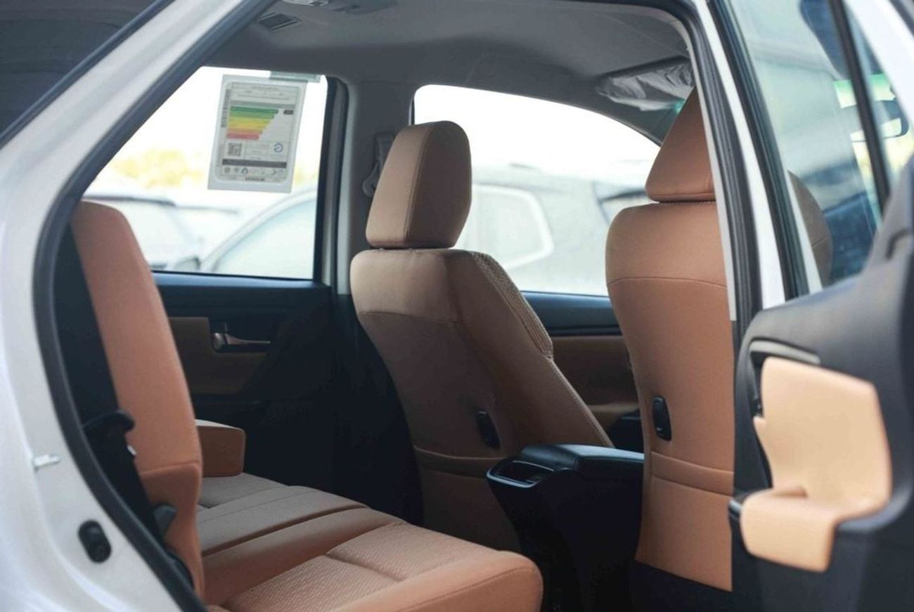 Toyota Fortuner 2024 TOYOTA FORTUNER 2.4 LOW - PLATINUM WHITE PEARL inside QUARTZ | Export Only