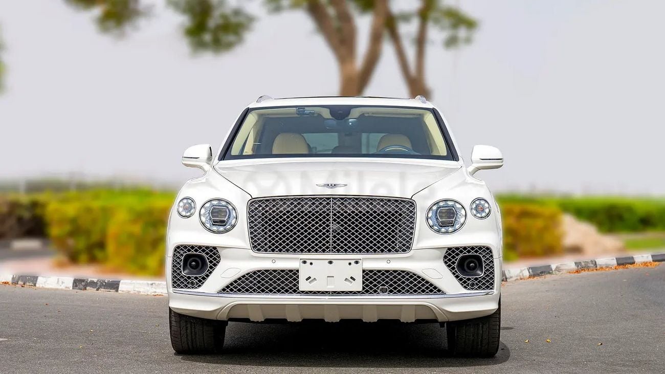 بنتلي بينتايجا 1-YEAR WARRANTY + SERVICE INCLUDED | IN-HOUSE FINANCING | 0% DOWNPAYMENT (BANK)