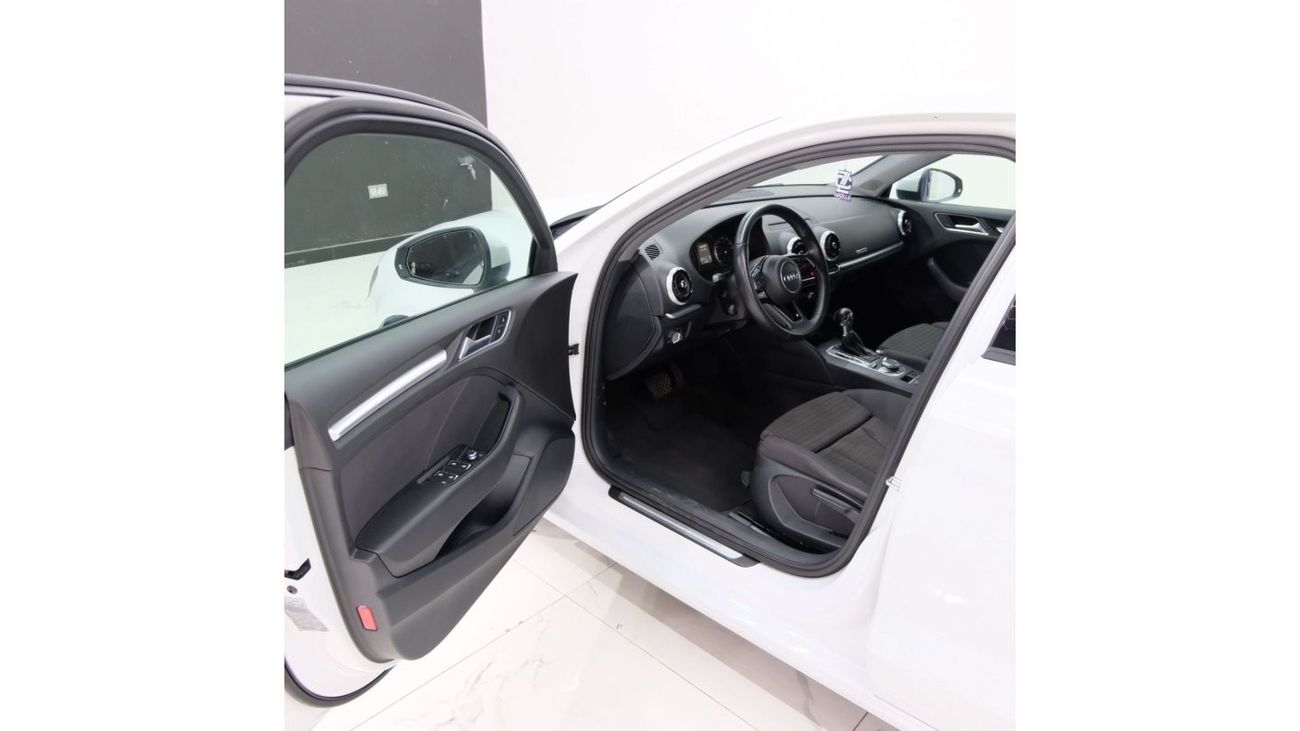 أودي A3 30 TFSI سبورت