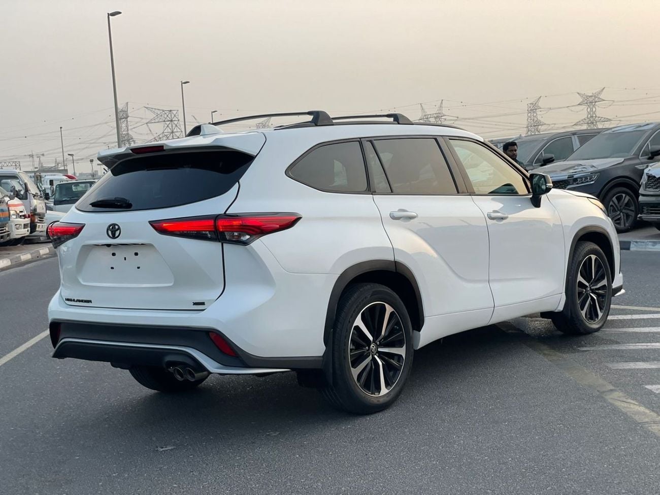 Toyota Highlander 2021 Toyota Highlander XSE 3.5L V6 - 14,500 Mileage