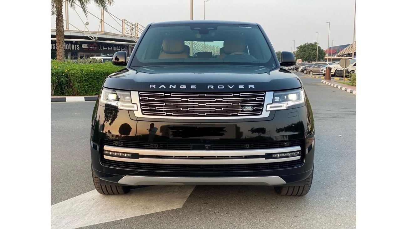 Land Rover Range Rover GCC SPEC UNDER WARRANTY AND SERVICE