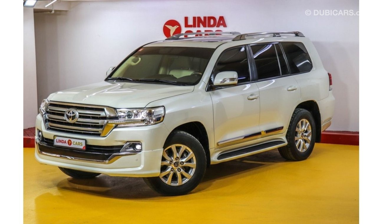 تويوتا لاند كروزر Toyota Land Cruiser GXR 2017 GCC under Warranty with Flexible Down-Payment.