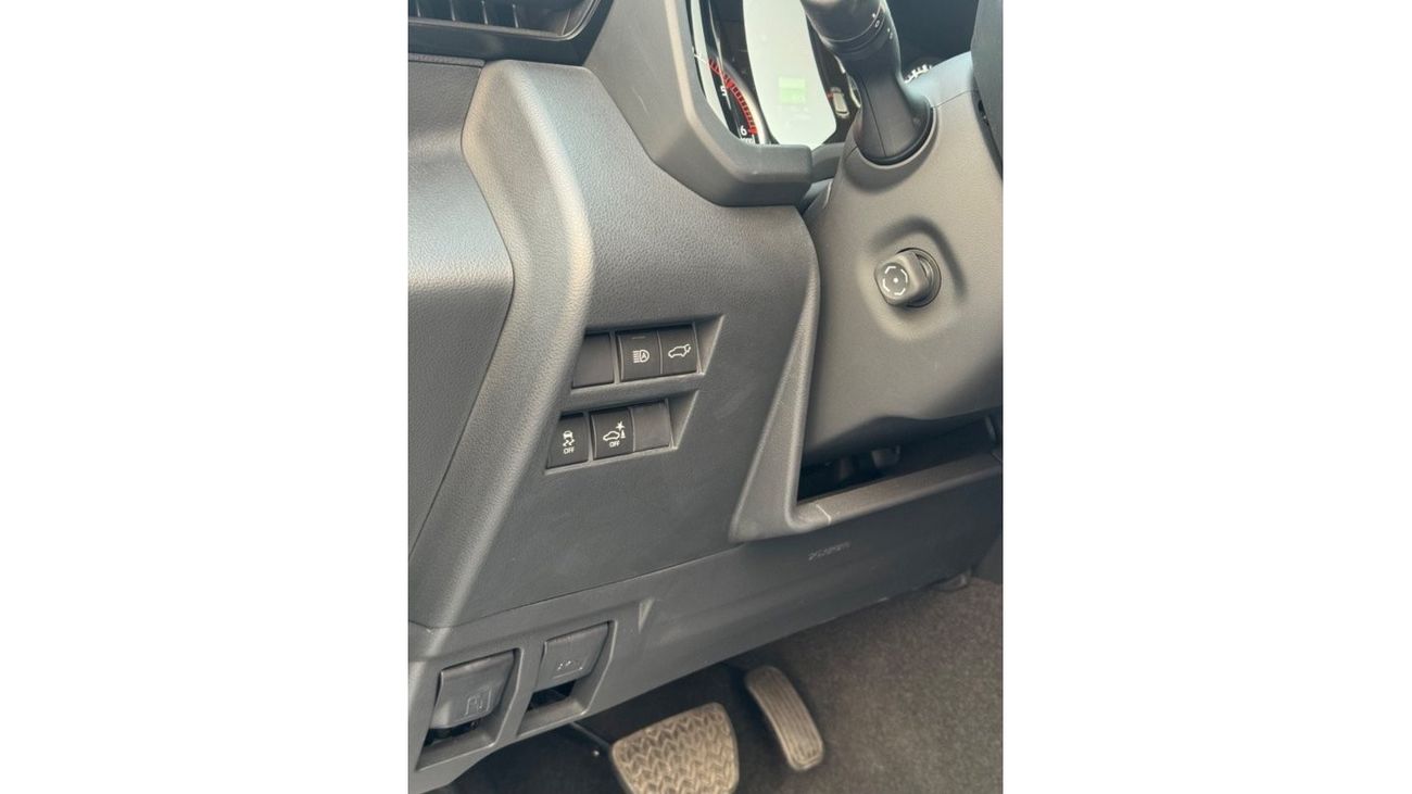 Toyota Land Cruiser GR-S TOYOTA LAND CRUSIER GR 3.3 TWIN TURBO ENGINE DEISEL