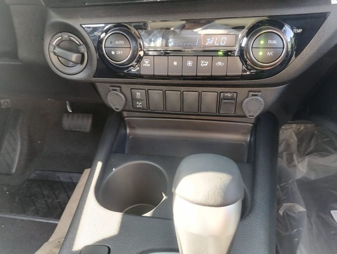 Toyota Hilux New 2023 Toyota Hilux 2.4L SR5 Diesel Full option 4X4 Automatic Zero KM