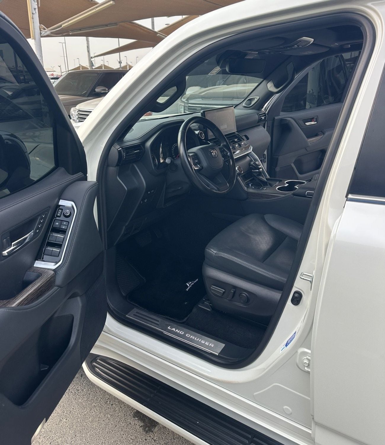 Toyota Land Cruiser VXR
