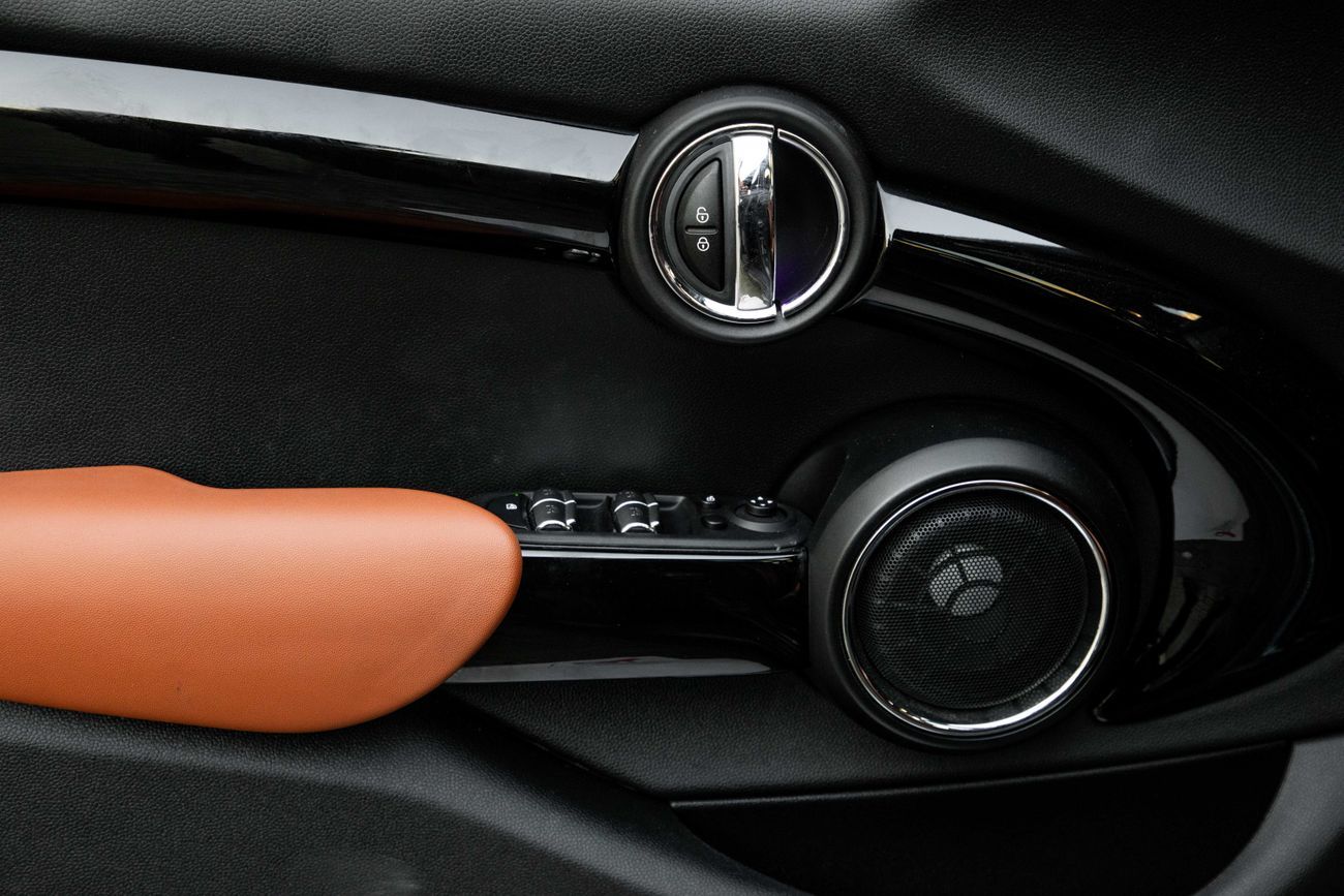 Mini Cooper COOPER S 4DR | 1,685 P.M | 0% Downpayment | AGENCY SERVICED