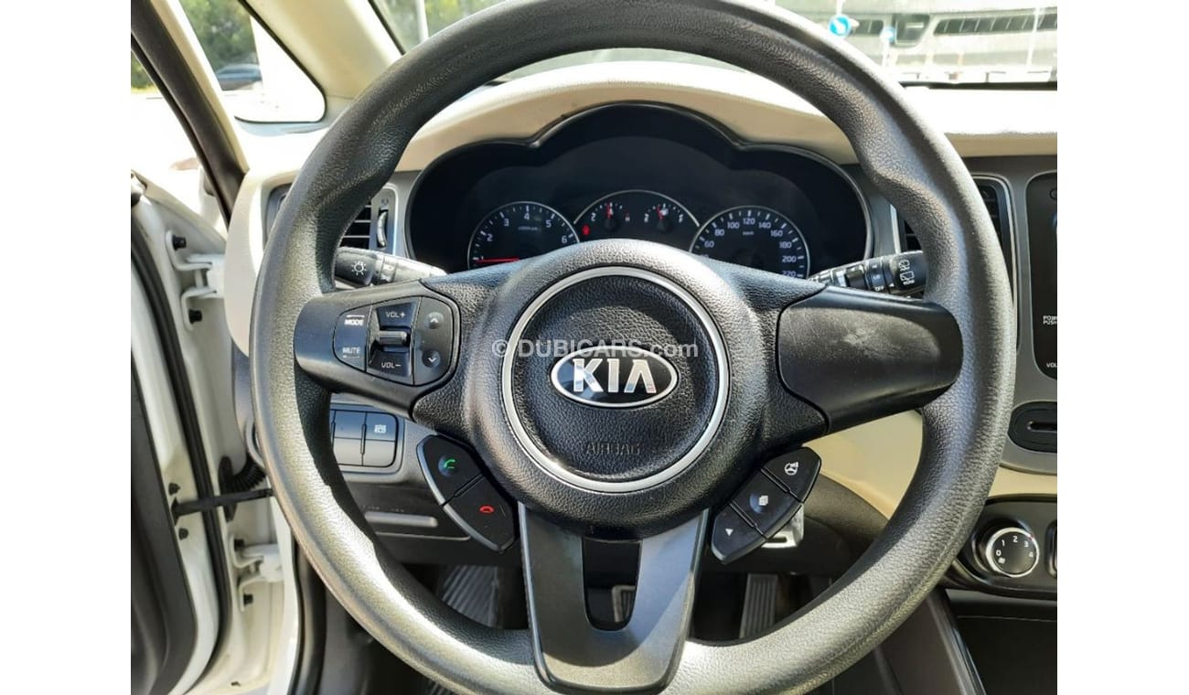 كيا كارينس كيا كارينس 2015 خليجي بحالة ممتازة للبيع