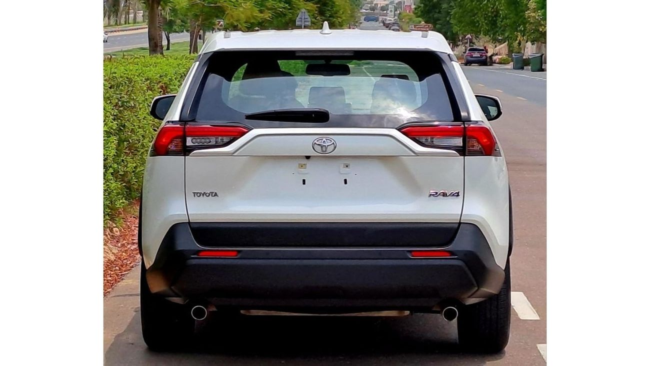 Toyota RAV4 EX 2021 2.5L GCC (1370/-Monthly)