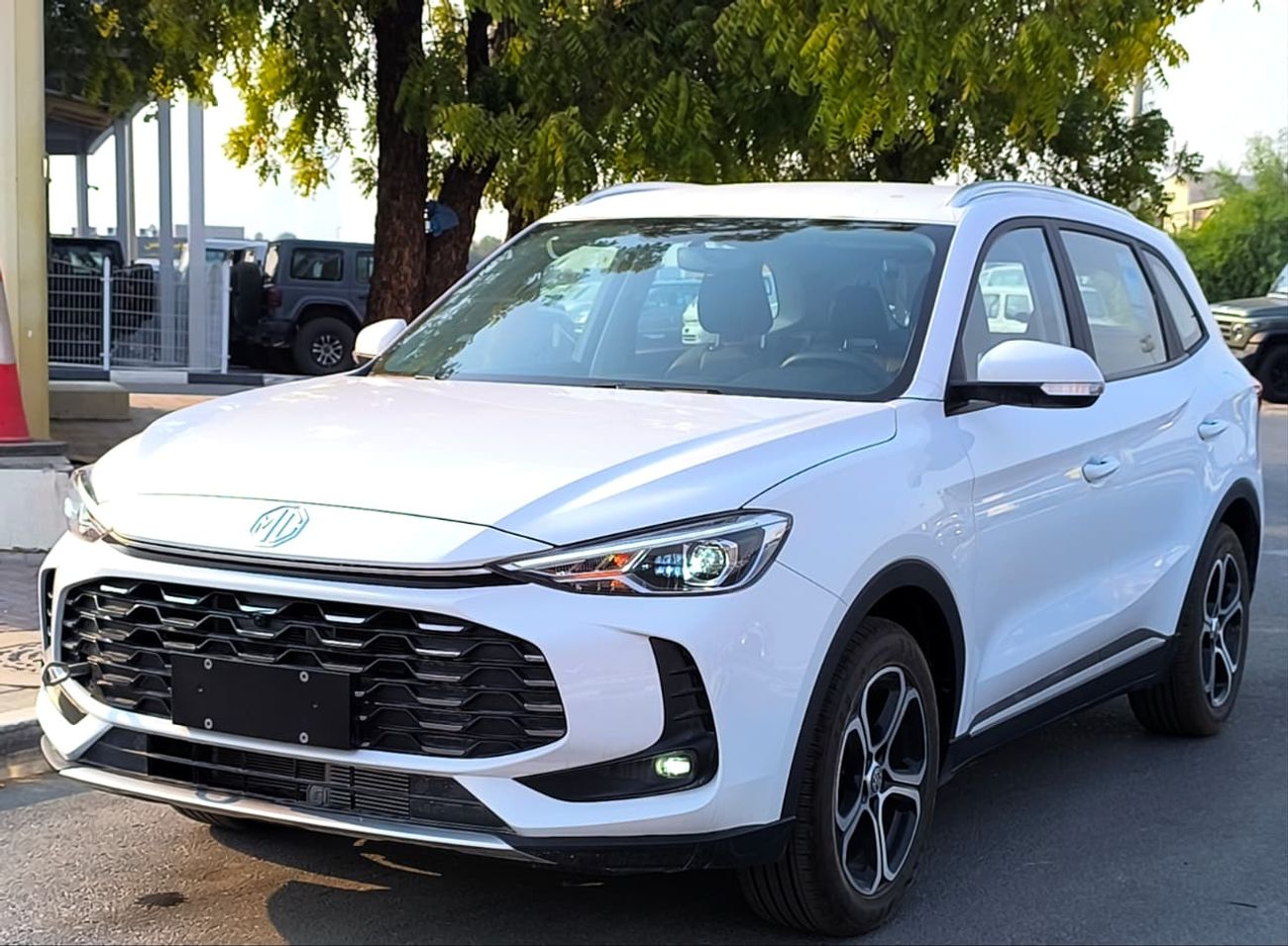 MG ZS 1.5L Mid Option GCC Specs 2025 Model Brand New