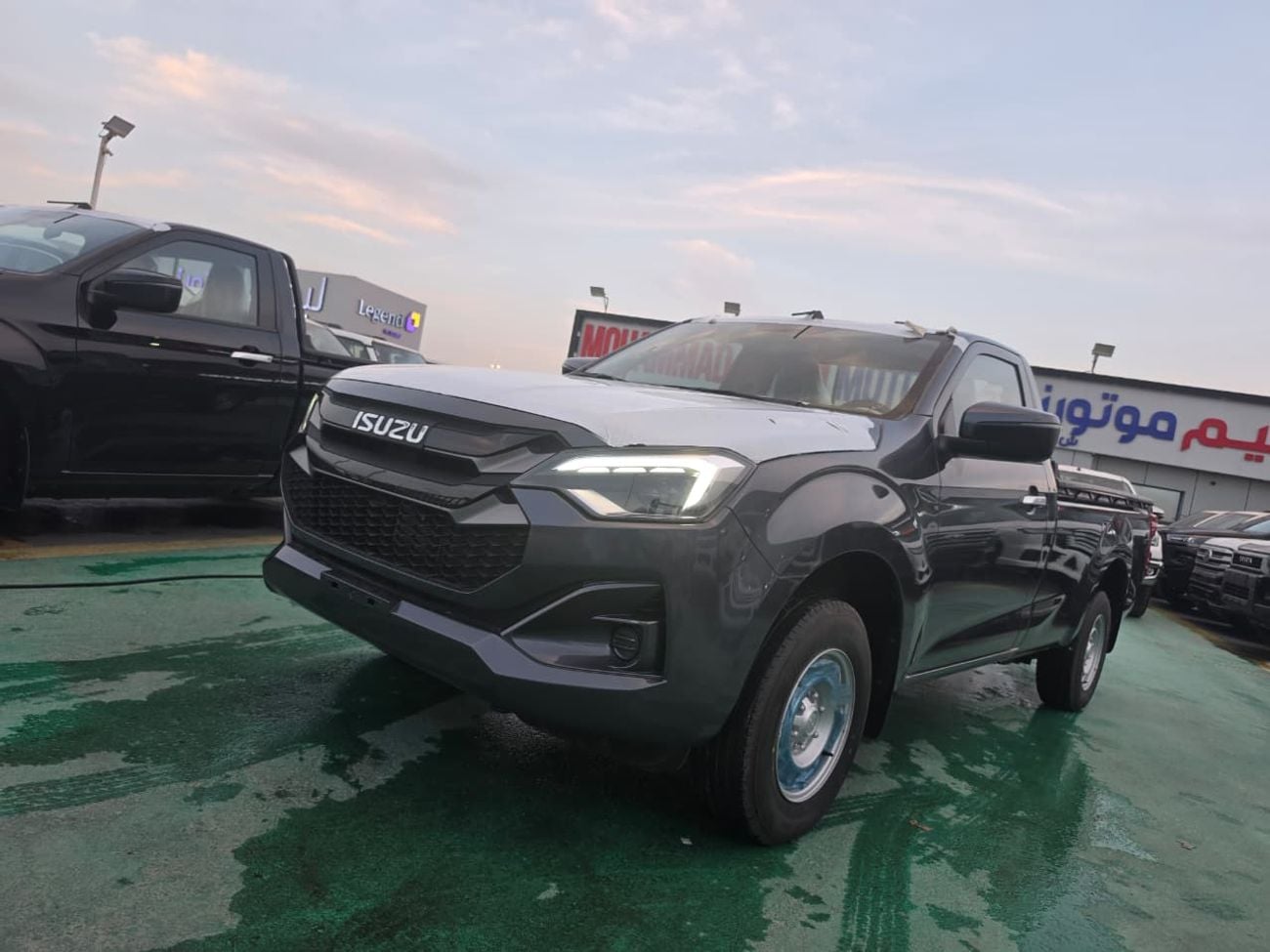 إيسوزو D ماكس Isuzu D-MAX Single Cab 1.9 Diesel 2026 – غمارة واحدة | 1.9 ديزل | أوتوماتيك | رمادي