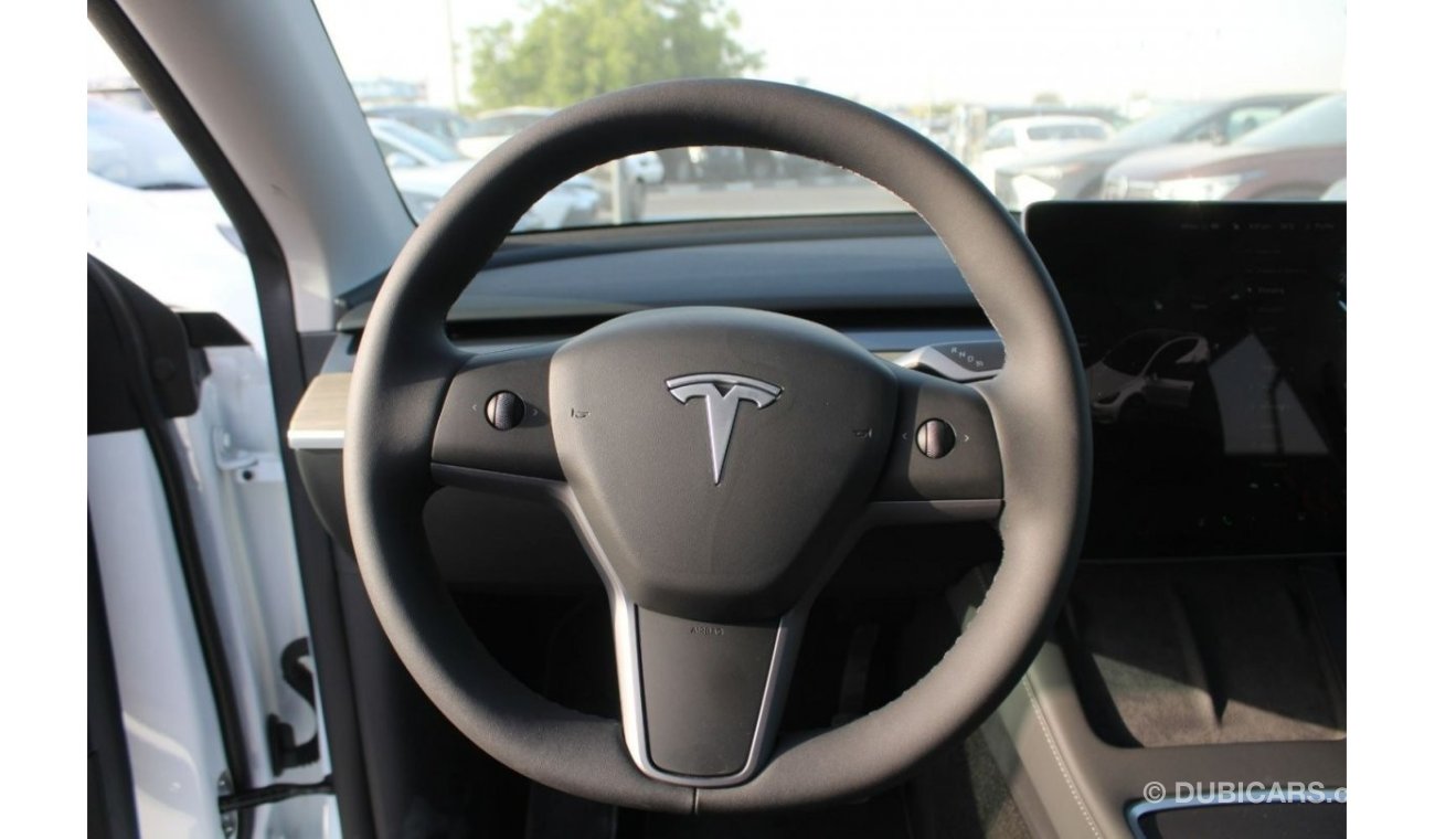 Tesla Model Y 2022 TESLA Y