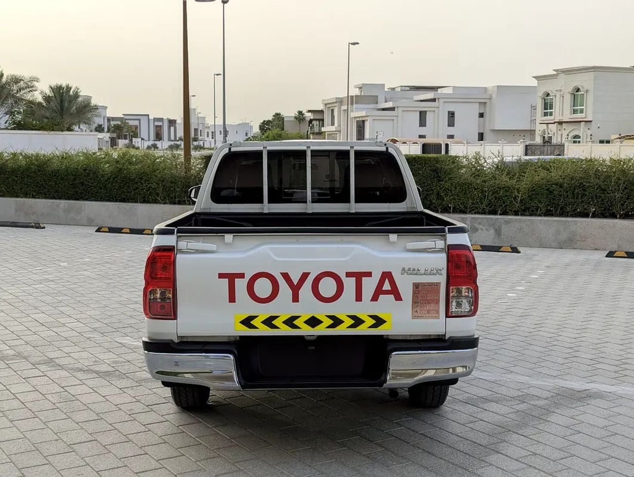 Toyota Hilux GL Double Cab 4X2 GCC Premium Condition Clean Inside Out With Low KM
