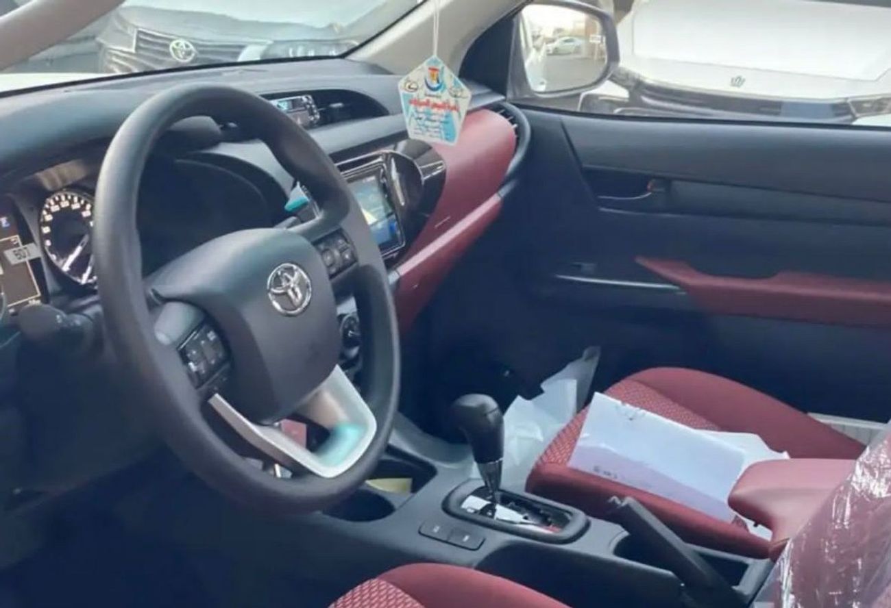 تويوتا هيلوكس 2024 تويوتا هايلكس 2800 سي سي D4DT ديزل أوتوماتيك 4X4 كابينة مفردة صفر كم