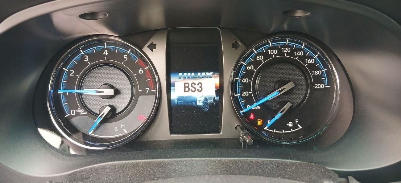 Toyota Hilux Toyota Hilux Adventure 4.0L Petrol 2025YM