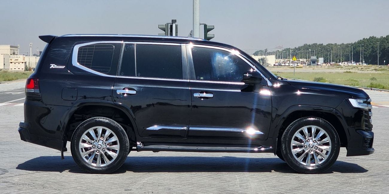 تويوتا لاند كروزر GX.R V8 upgrade 2024