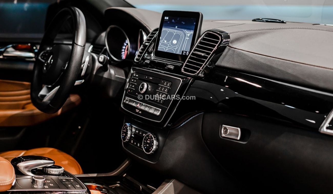 مرسيدس بنز GLE 43 AMG 2019 Mercedes GLE 43 Coupe, 2024 Mercedes Warranty, Full Service History, Low KMs, GCC