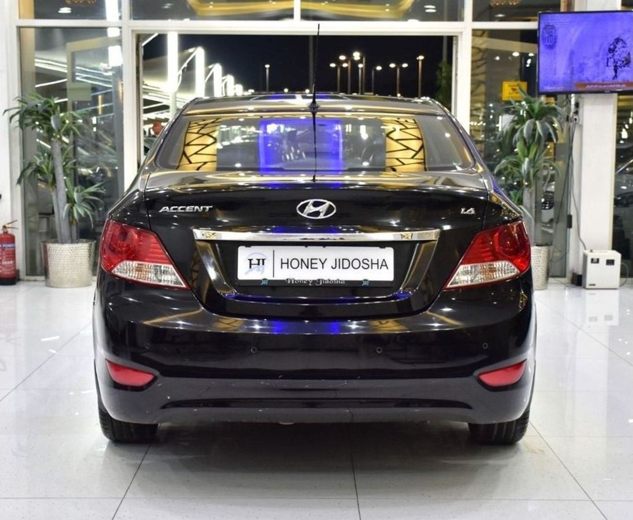هيونداي أكسنت EXCELLENT DEAL for our Hyundai Accent 1.6L ( 2014 Model ) in Black Color GCC Specs