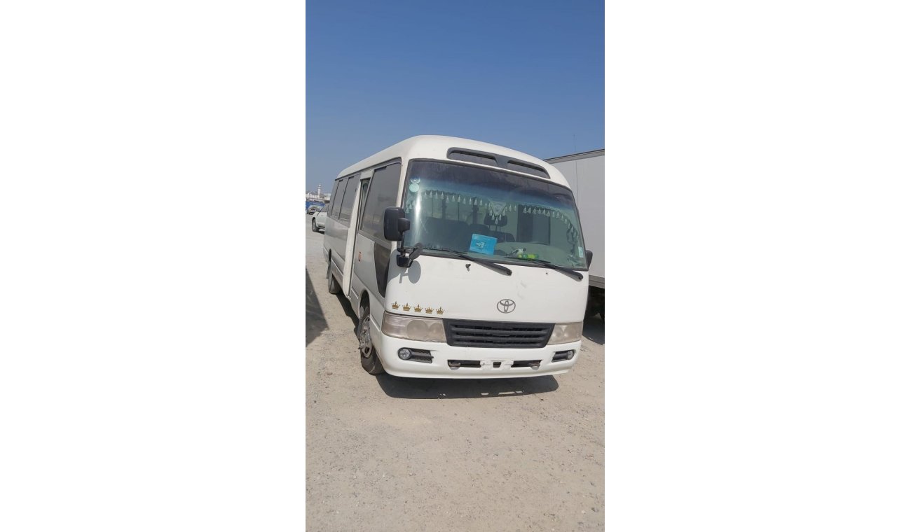 تويوتا كوستر Toyota coaster 30 seater bus Diesel, model:2005. Excellent condition