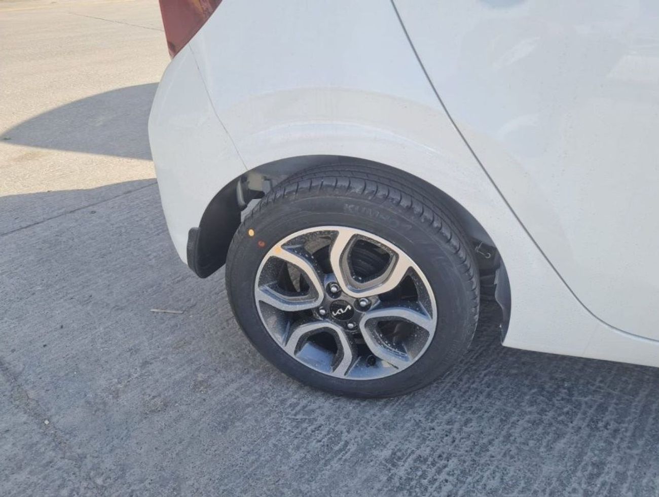 كيا بيكانتو 1.2L PETROL 2024 GCC