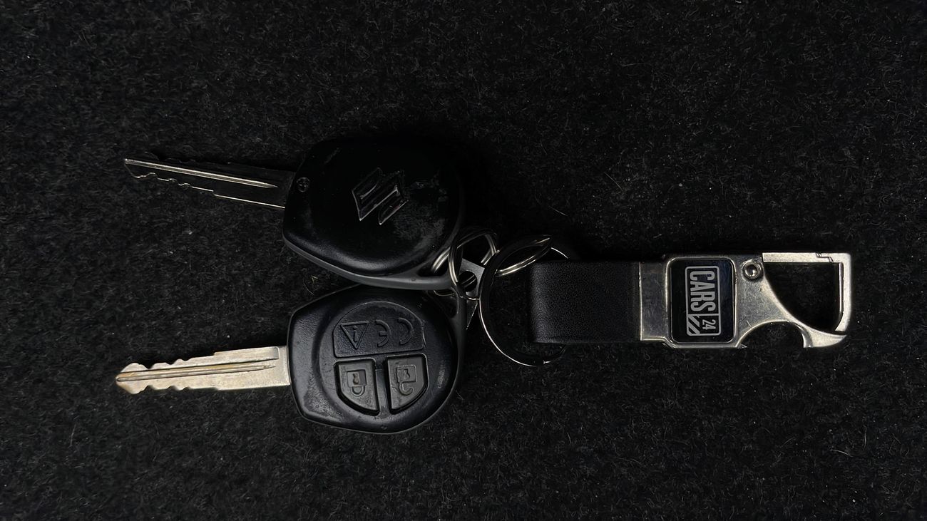 Suzuki Ciaz GL 1.5 | Under Warranty | Inspected on 150+ parameters