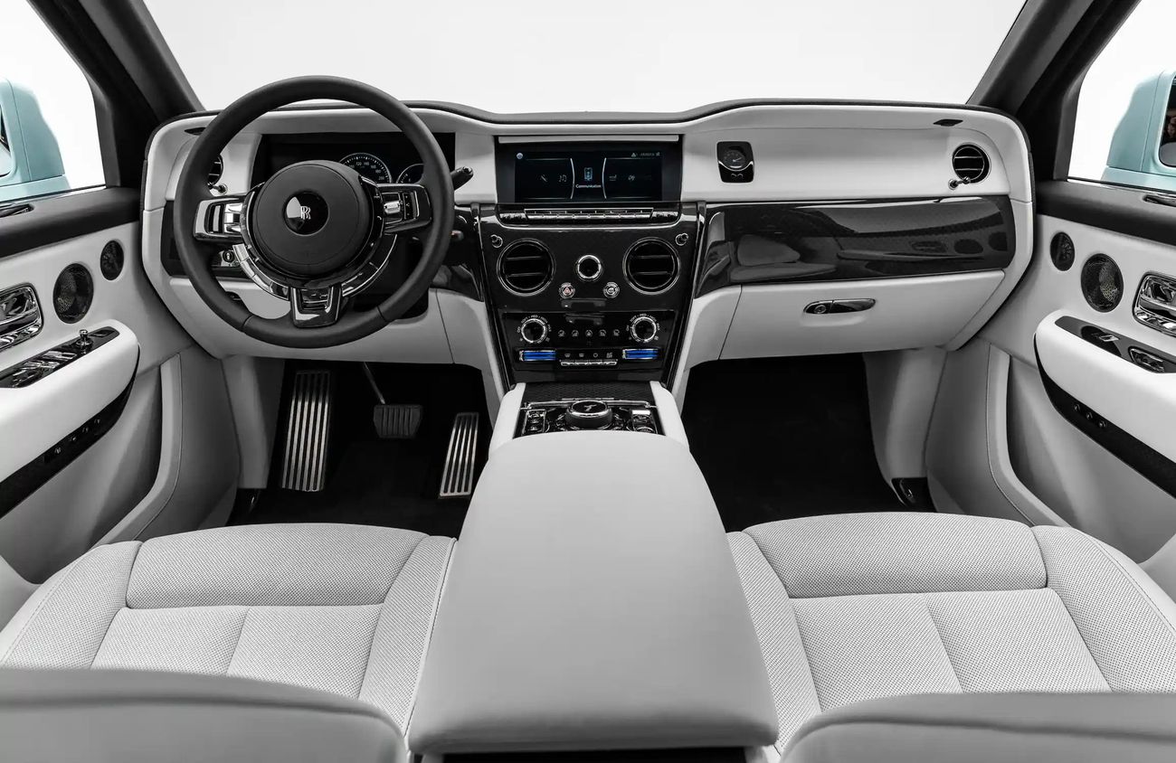 Rolls-Royce Cullinan 6.75L V12 Twin-Turbocharged Engine