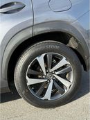 Lexus NX300 Premium Red interior, Sunroof